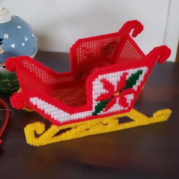 Lot of 5 Christmas Decor Items - Picture 8 of 9